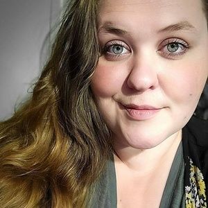 Meet your Posher, Christa